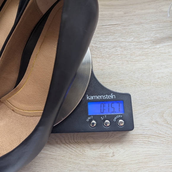 Vionic Black Leather Pointed Toe Heels Women's 9.5 - Picture 11 of 11